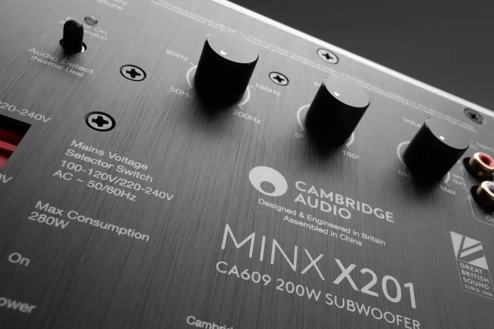 Cambridge Minx  X201 subwoofer attivo compatto