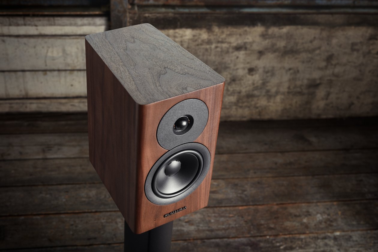 Dynaudio Emit 10 diffusori hifi da scaffale compatti